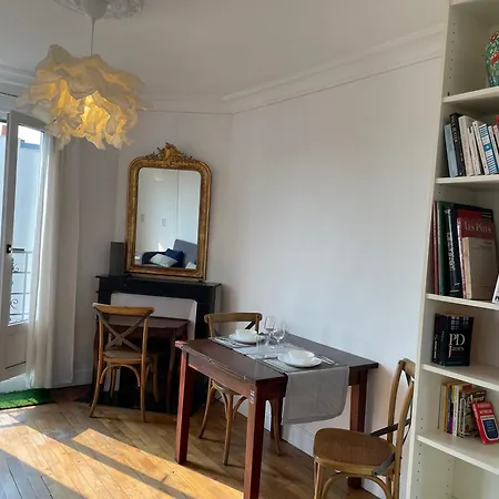 Nid D Aigle, 2 Stations From Paris, Charming Floor Bright, Fully Equipped, Washing Machine High Speed Fibre Wifi Bois-Colombes