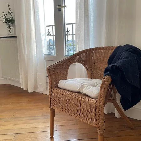 Apartament Nid D Aigle, 2 Stations From Paris, Charming Floor Bright, Fully Equipped, Washing Machine High Speed Fibre Wifi Bois-Colombes