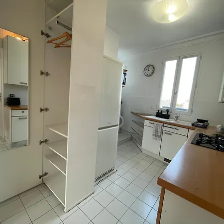 Nid D Aigle, 2 Stations From Paris, Charming Floor Bright, Fully Equipped, Washing Machine High Speed Fibre Wifi Bois-Colombes